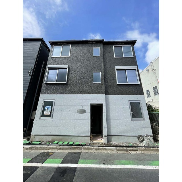 ピークヴィレ東向島301号室 外観