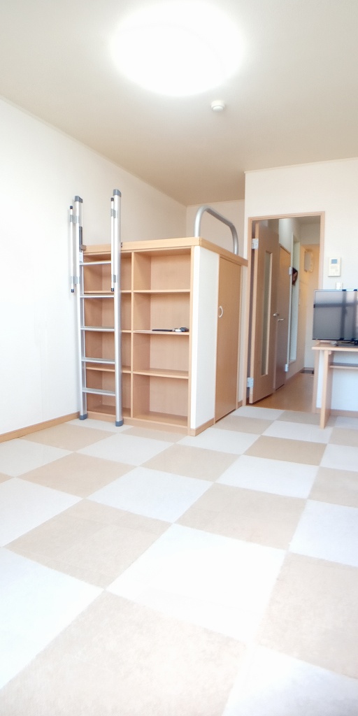 レオパレスヴィヴレ 寝室