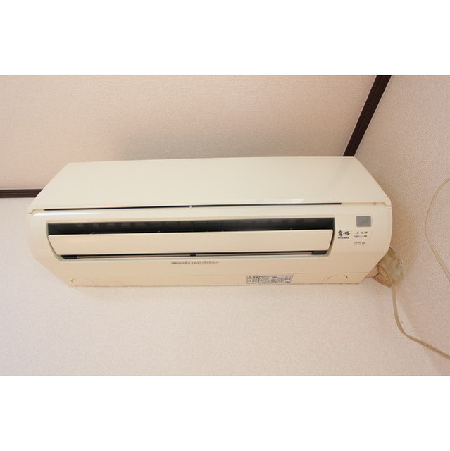 ティアラ湘南辻堂102号室 エアコン