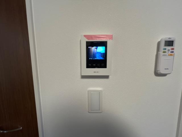 ディアレスト101号室 カメラ付インターホン