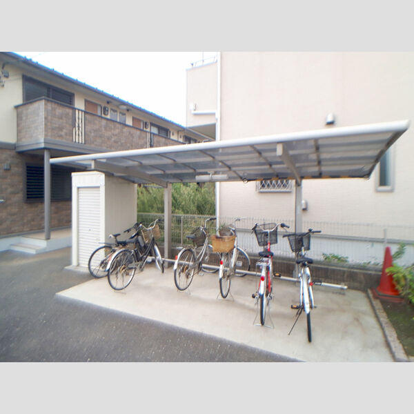 ベイサージュ201号室 駐輪場