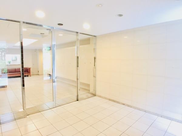 エーデルブルク3階 エントランス