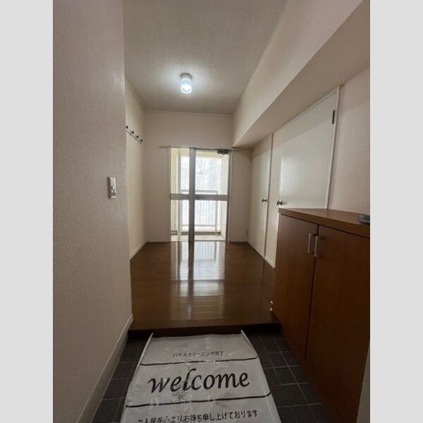 テレパレス湘南平塚　1号棟 玄関