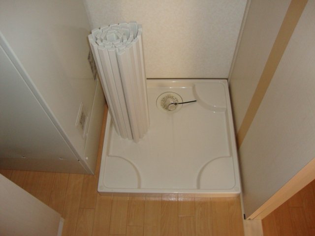 サンレジデンス湘南 室内洗濯機置き場