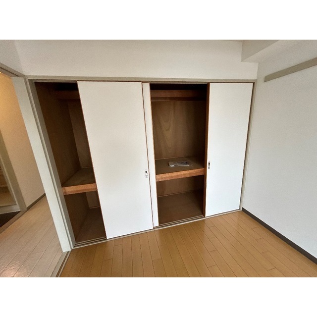ハイアメージュ302号室 内観