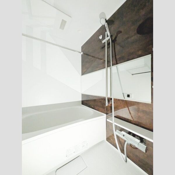 セレスティア六町Ⅱ203号室 浴室