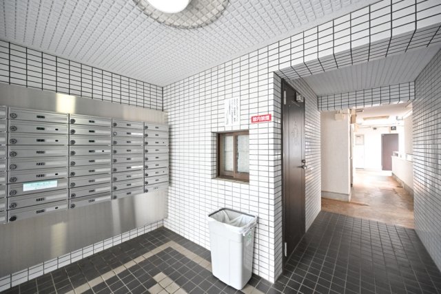 スカイコート都立大学 エントランス