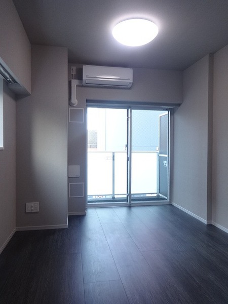 ザ・レジデンス・オブ・トーキョーＴＹ１６ リビング