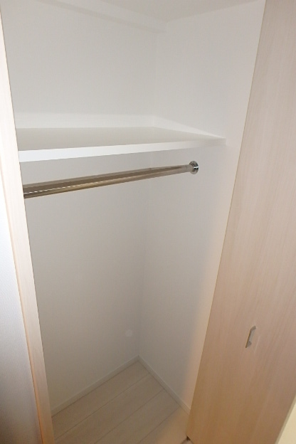 ガーラ・ステーション横濱関内4階 クローゼット