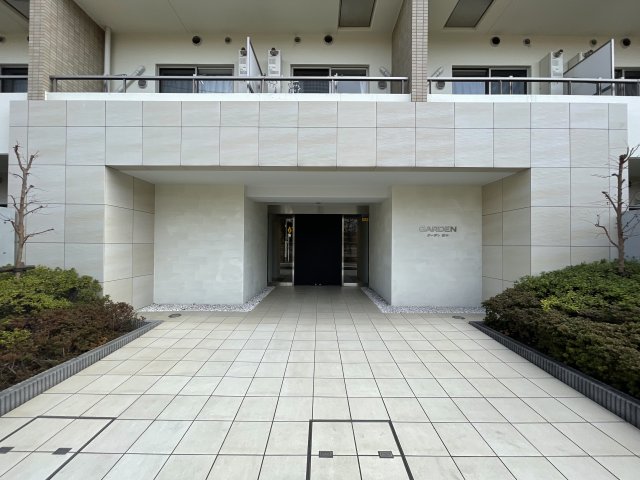 ガーデン萩中409号室 エントランス