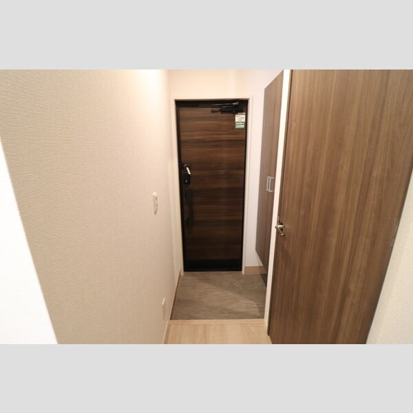 ユートリー　Ⅲ105号室 玄関