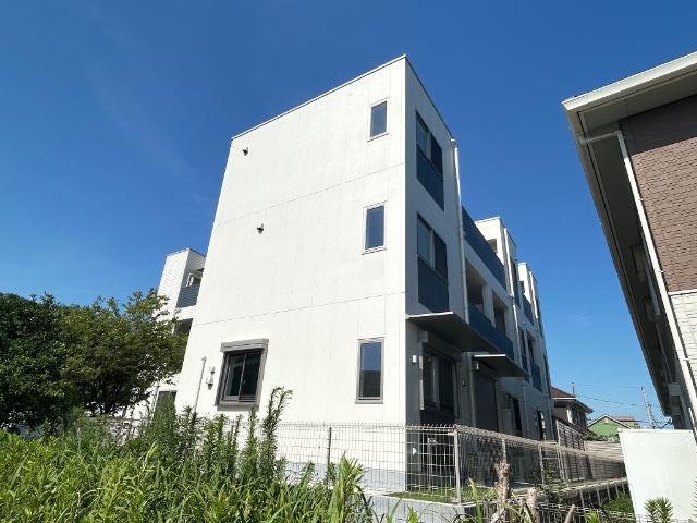 charme・toit（シャルム・トワ）206号室 外観写真（昼）