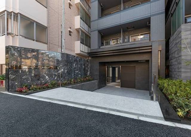 グランド・ガーラ横浜大口7階 ゆとりのあるエントランスです