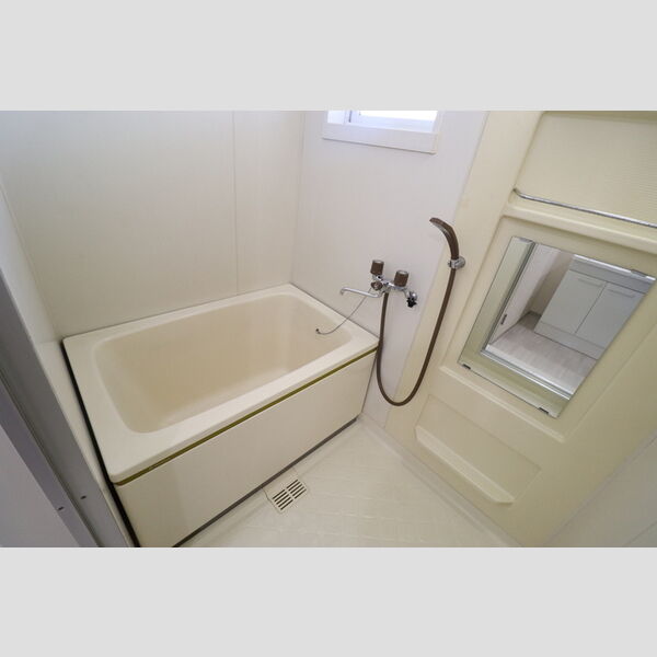 ヴィラモデルナ　A 浴室