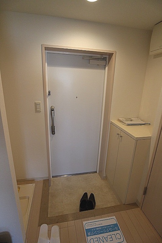 AZEST　 ITABASHI　（アゼスト板橋） 玄関