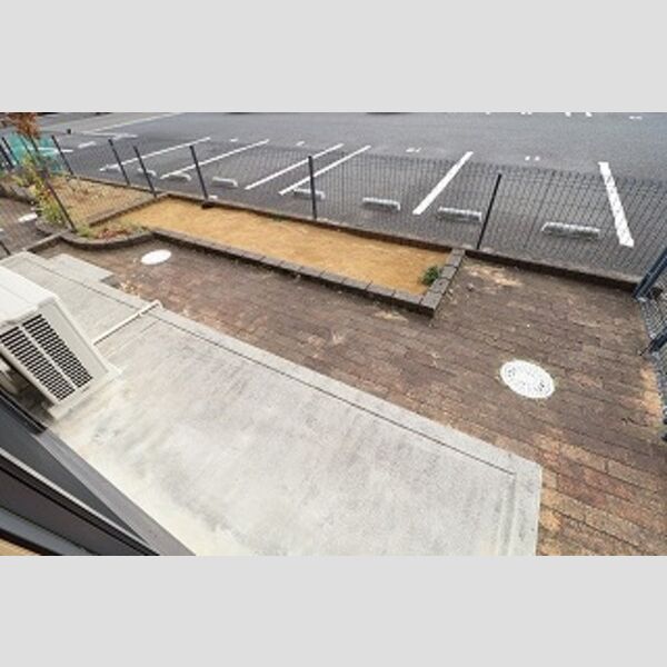 ドルチェ　A・BB102号室 専用庭