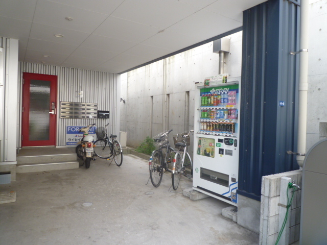 カムフォート新宿 エントランス