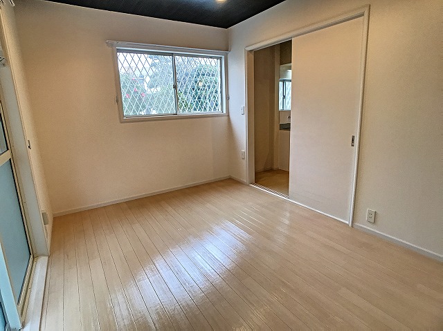 サマックス・シャローム1階 部屋その他