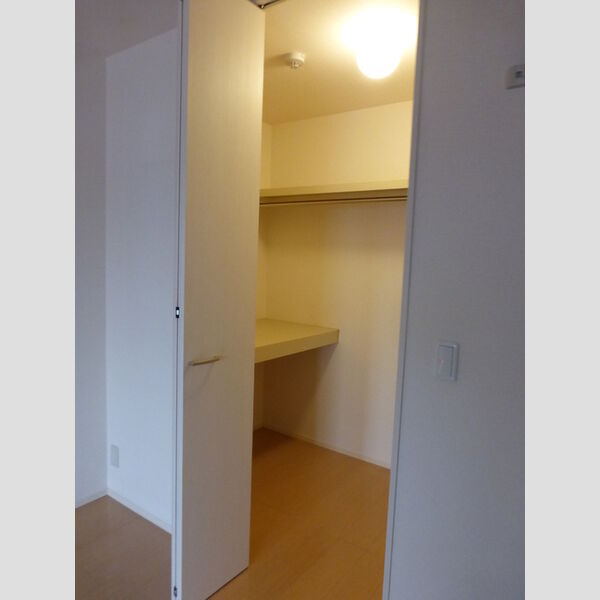 ピーノドルフ ウォークインクローゼット