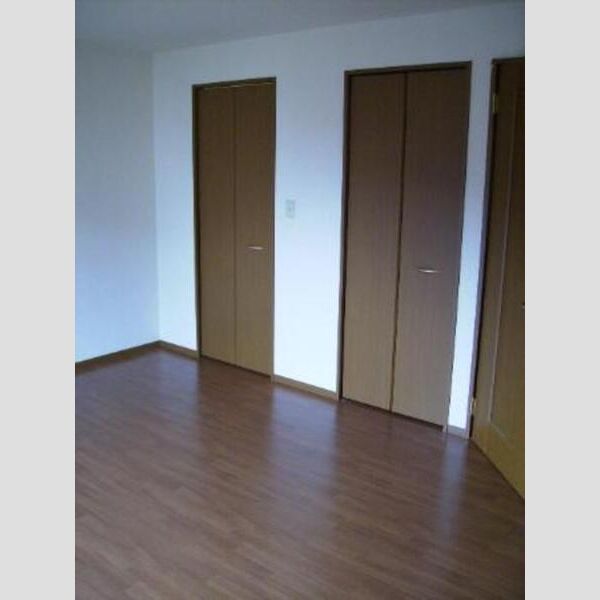 グランドソレイユ 洋室