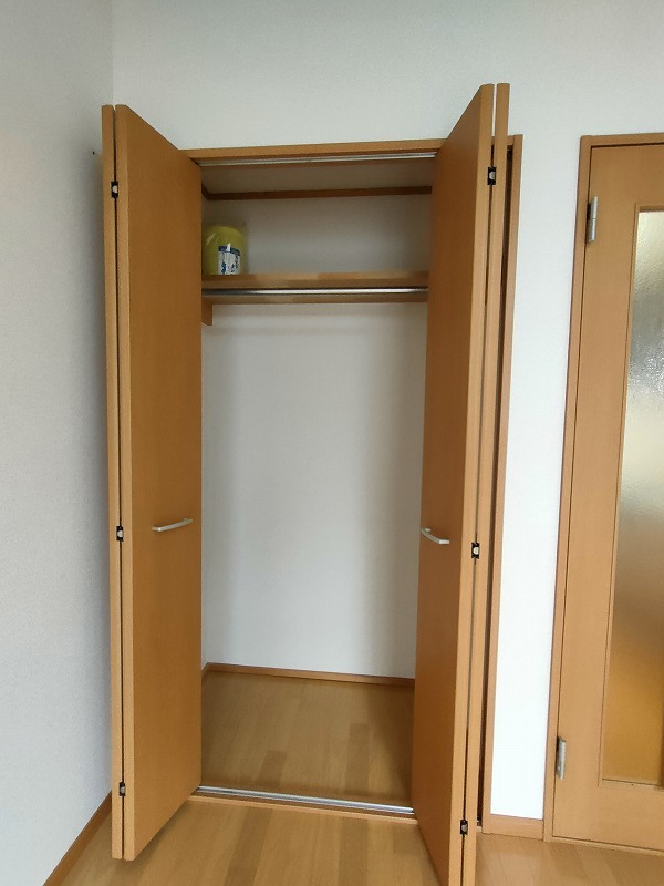 アビターレ中央Ⅰ2階 収納