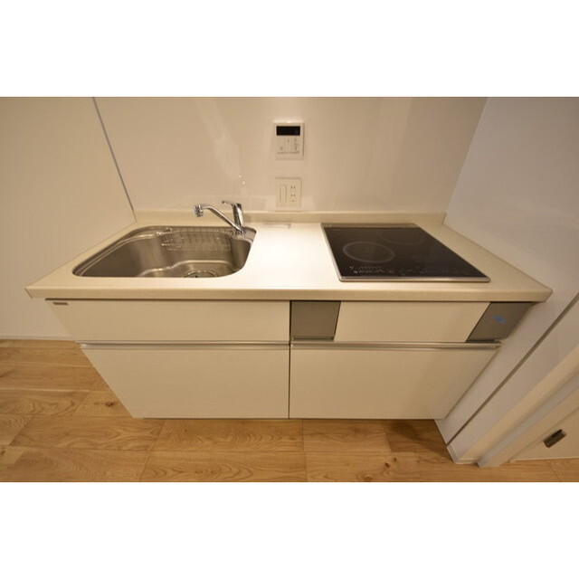 グランパセオ代々木上原B103号室 内観