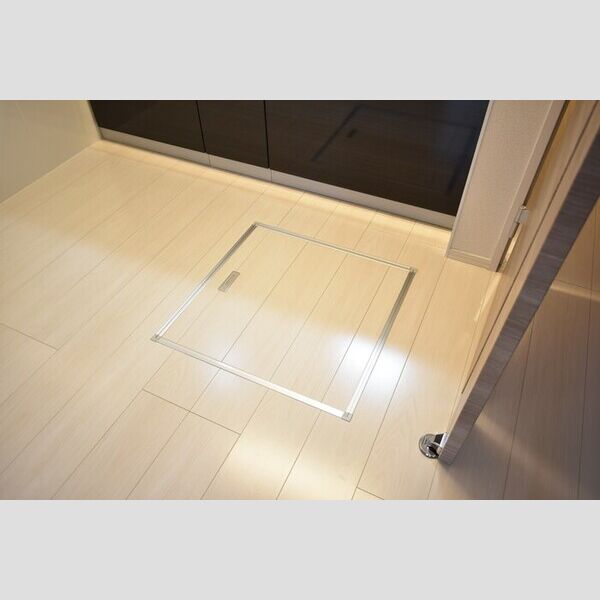 Arpage102号室 床下収納