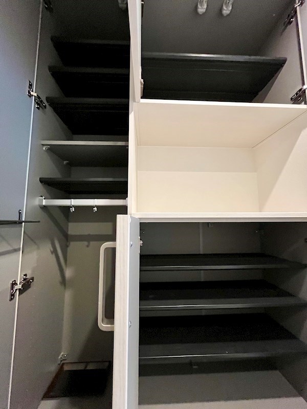 レジディア芝浦4階 収納