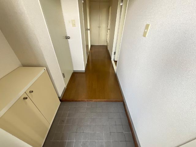 サンセヴィラージュ 玄関