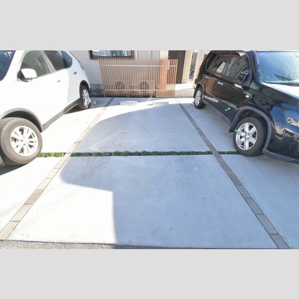 S-Flat　A棟 駐車場