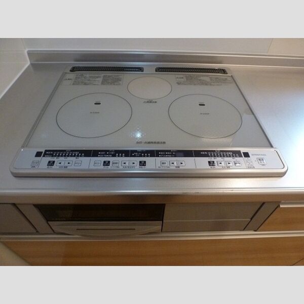 オランジュ　A302号室 キッチン