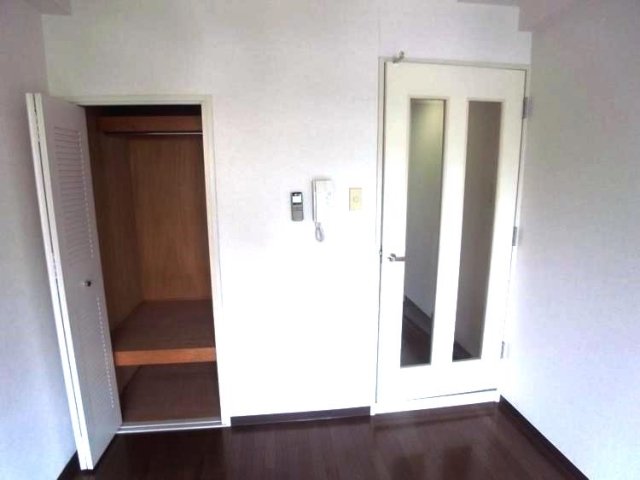 アーバンヒルズ川口 クローゼット