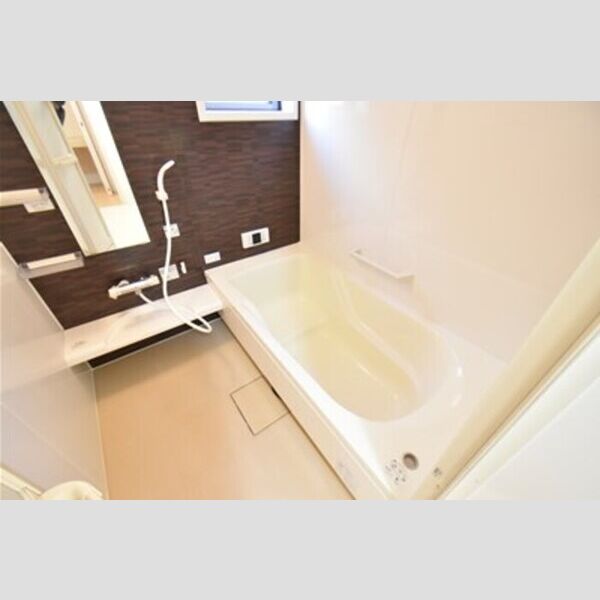 サンフローラ　A棟 バス