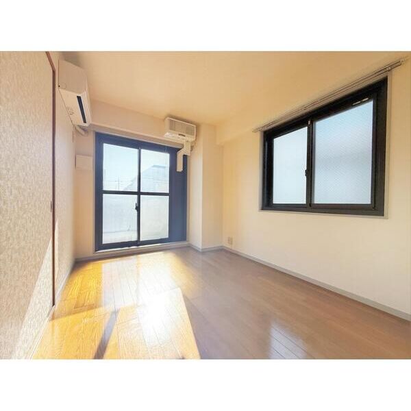 ジュネス中町 リビング