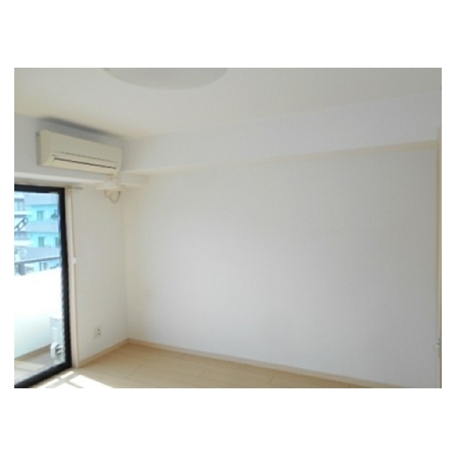 Y&H平塚0602号室 リビング