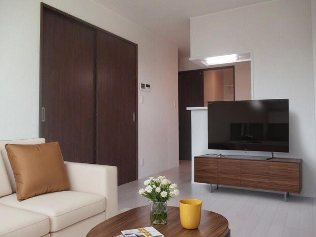 オーキッド目黒 リビング