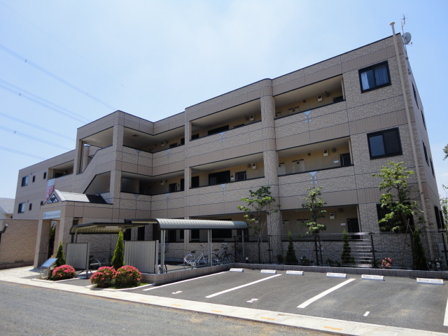 マーガレットガーデンⅢ 外観写真（昼）