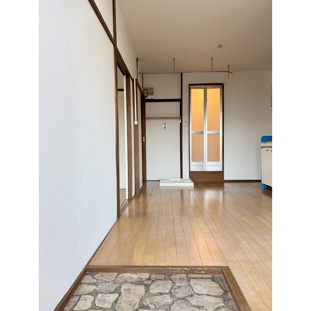 寒川アパート2F-1号室 玄関