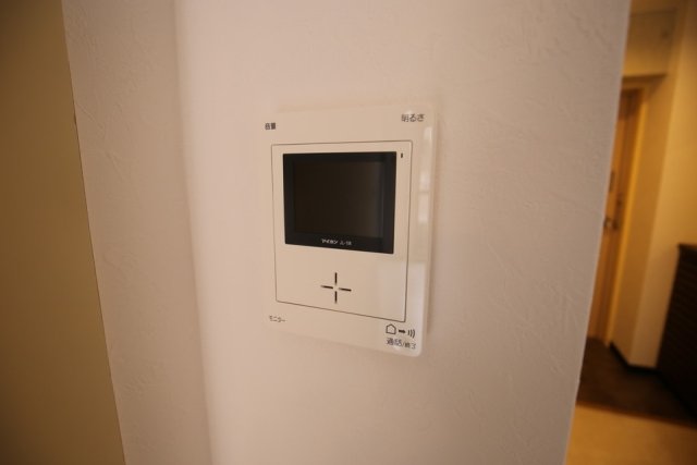 ロイヤルレゾン2階 モニター付インターフォン