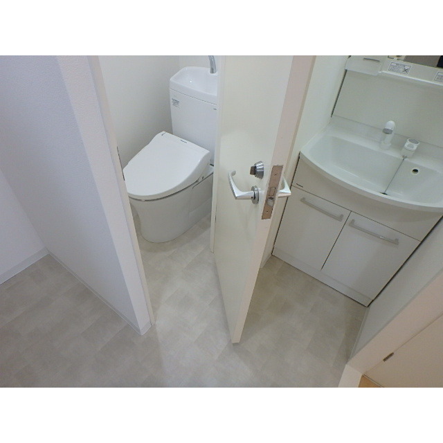 エクセル桜新町203号室 内観