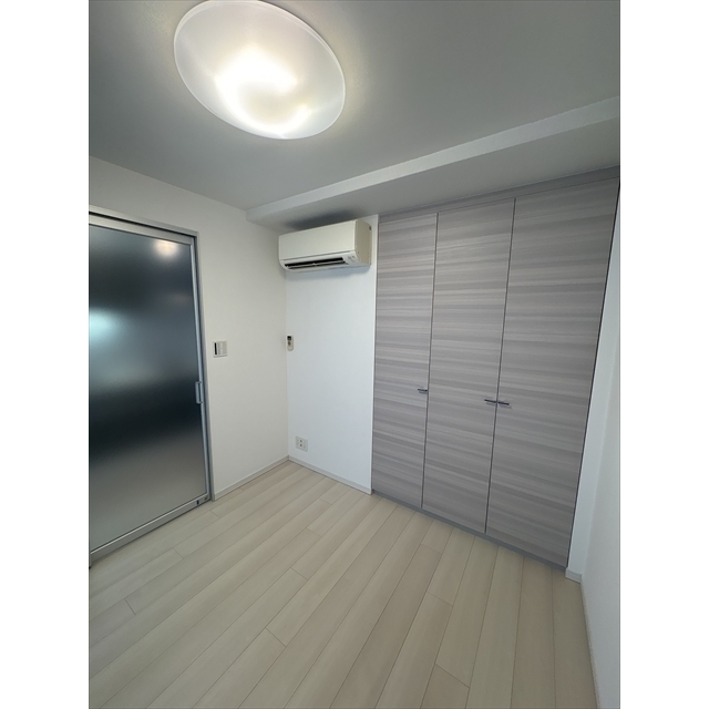 ロアール三軒茶屋2階 内観