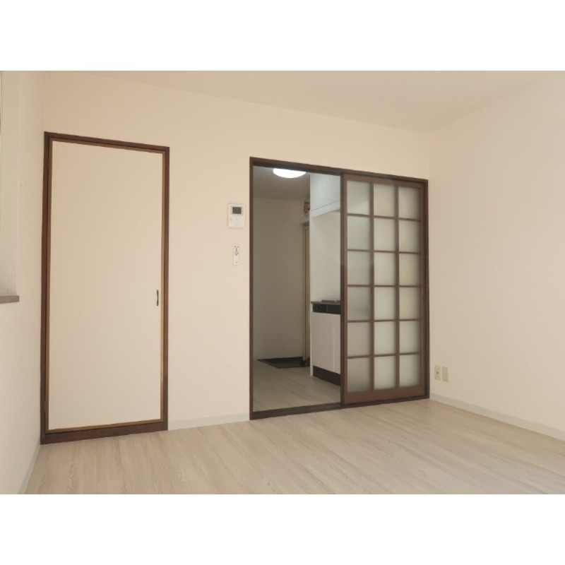 エステート向原1階 部屋その他