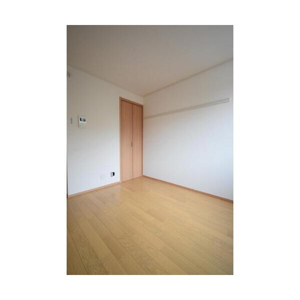 Verde　Wakamiya105号室 リビング