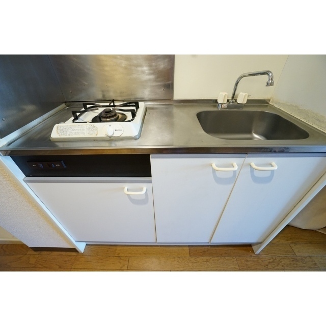 ヴィレッジ・イン・富士見丘0302号室 キッチン