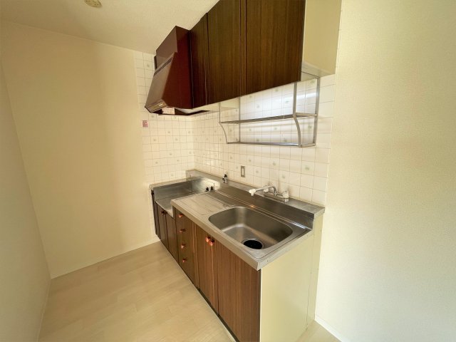 エストフレアＢ棟0202号室 きれいなキッチンです