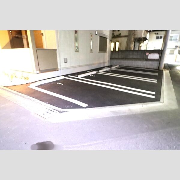 ポンテアルタ 駐車場