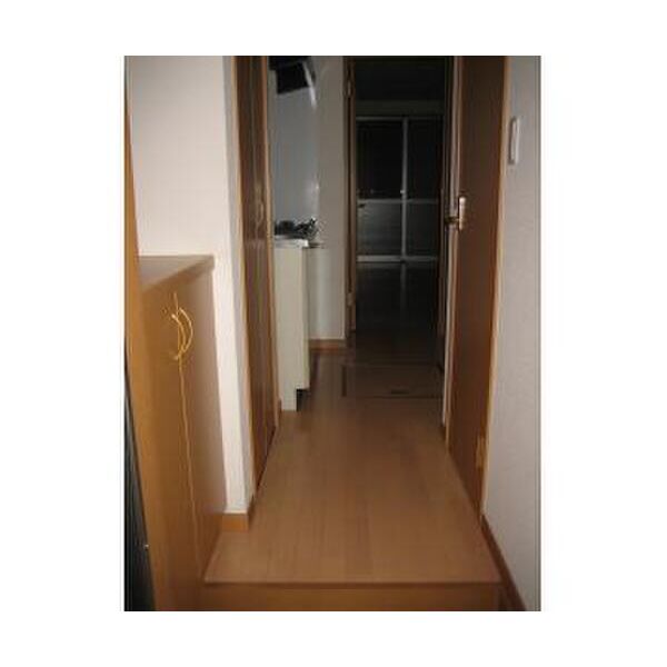 リヴェール市川C棟 リビング