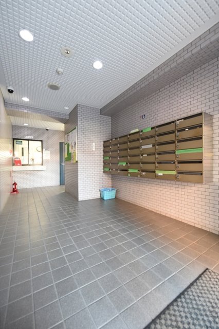 セザール東中野301号室 エントランス