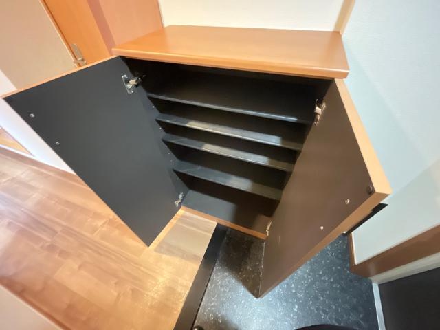 エトワール大和田206号室 下駄箱