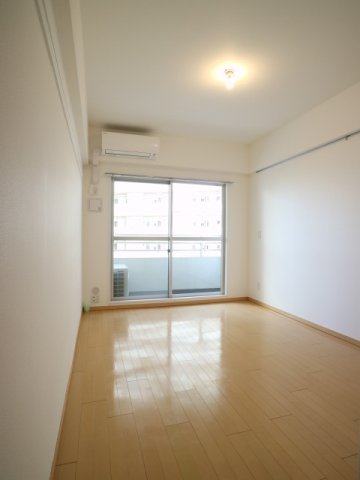 プライムアーバン勝どき リビング